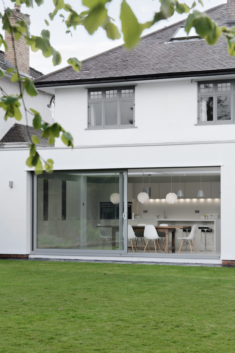 Painted render kitchen and dining room extension